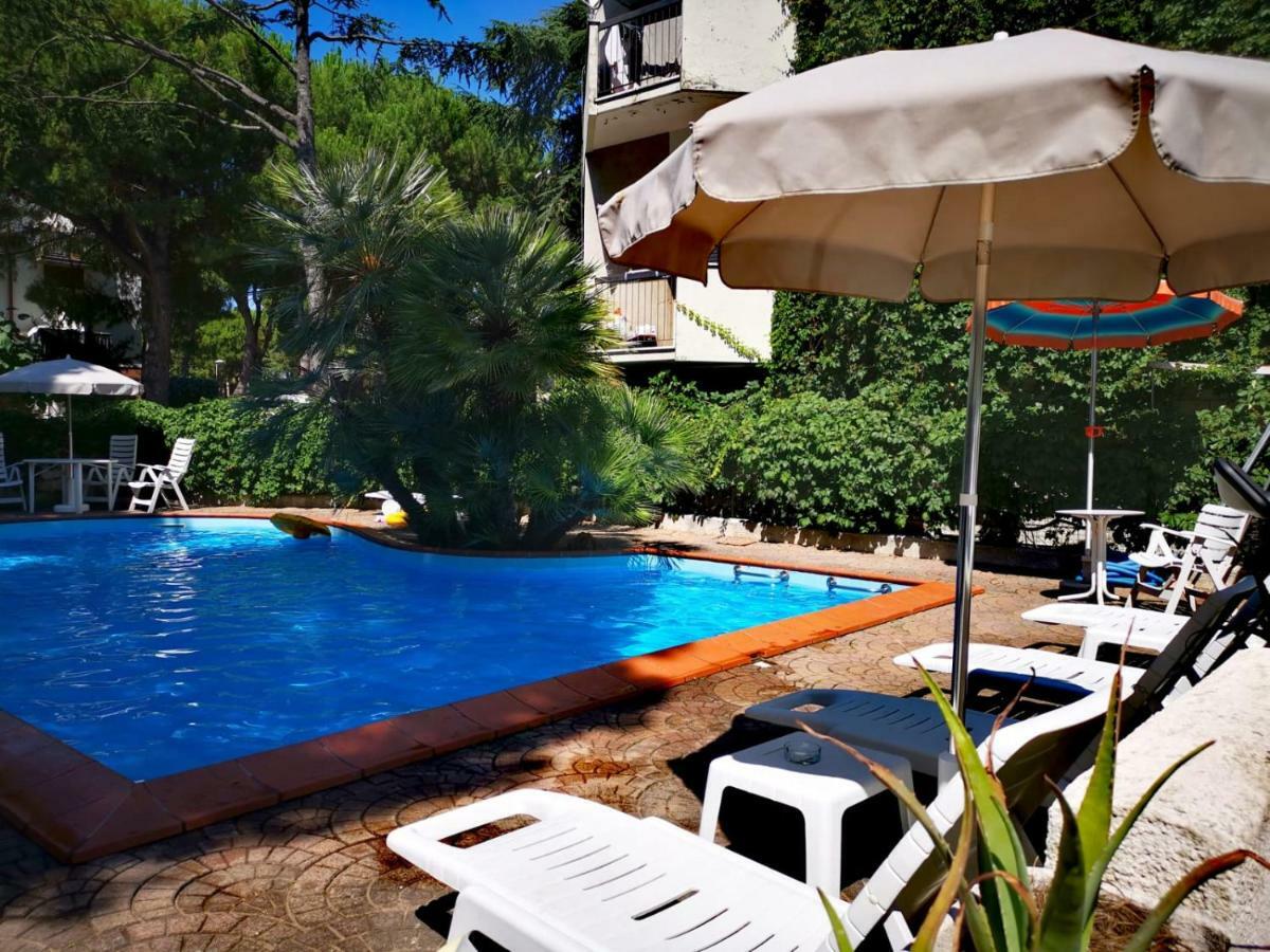 Hotel Enrica Cervia Exterior foto